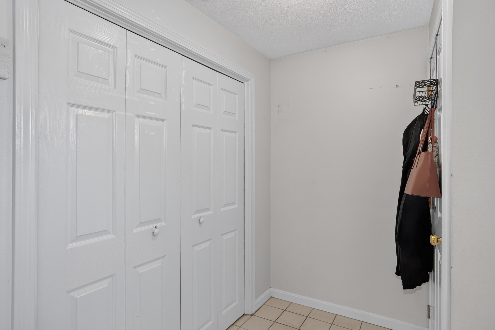 677 Boston Road Property Photo 16