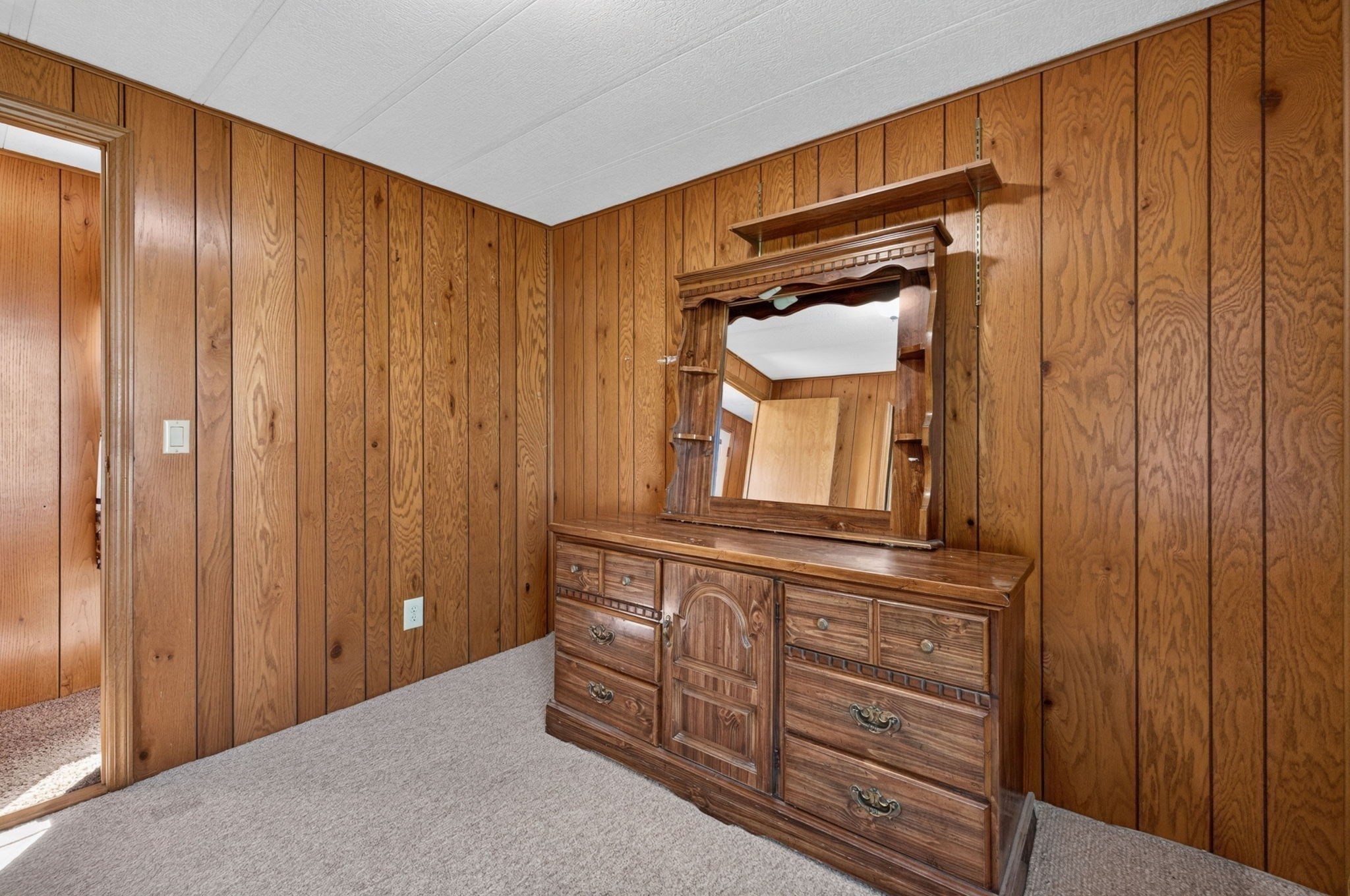 151 Easy St Property Photo 15