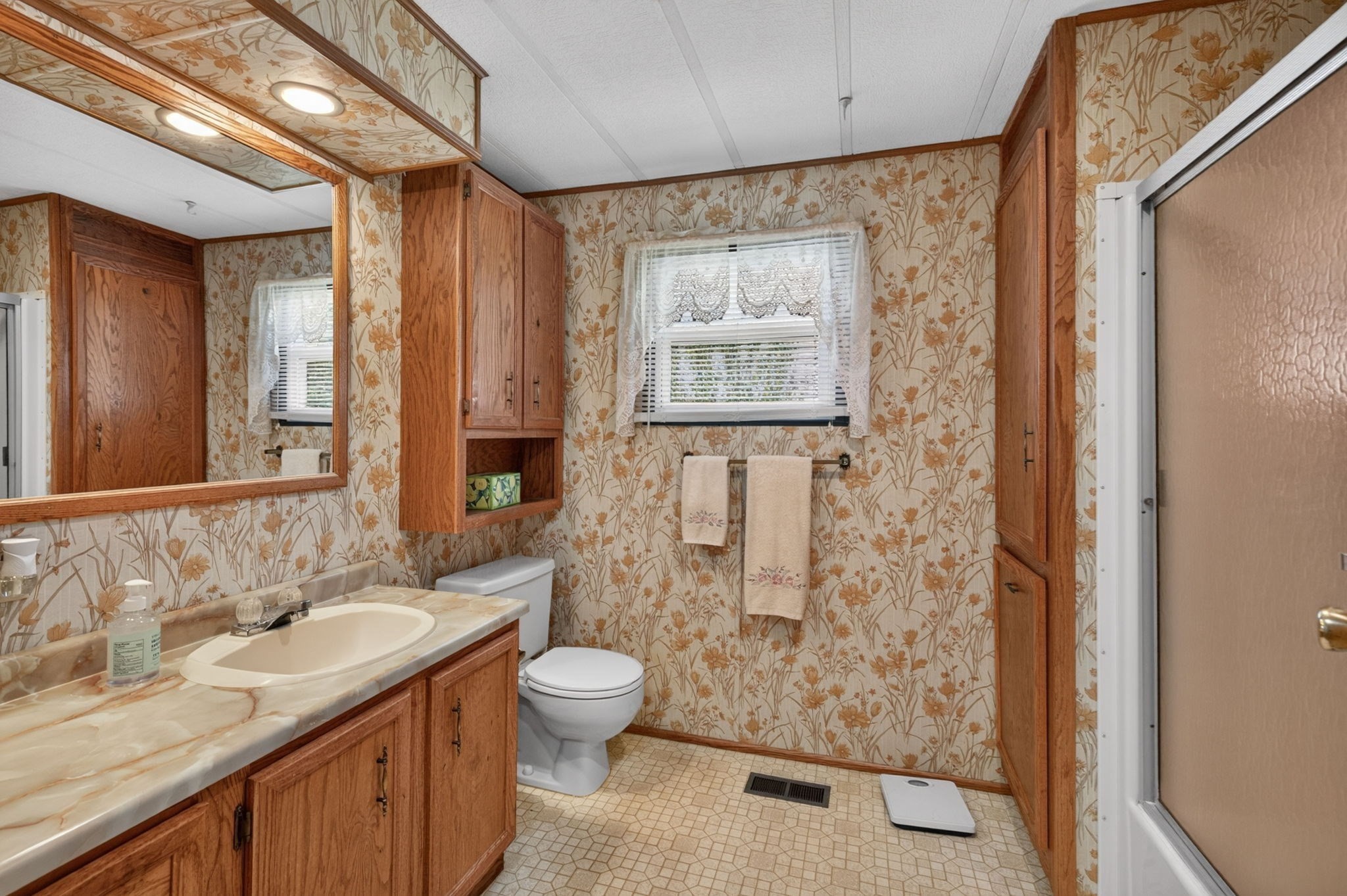 151 Easy St Property Photo 20