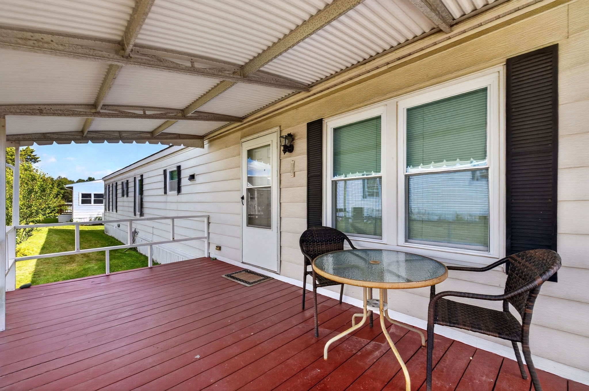 151 Easy St Property Photo 28