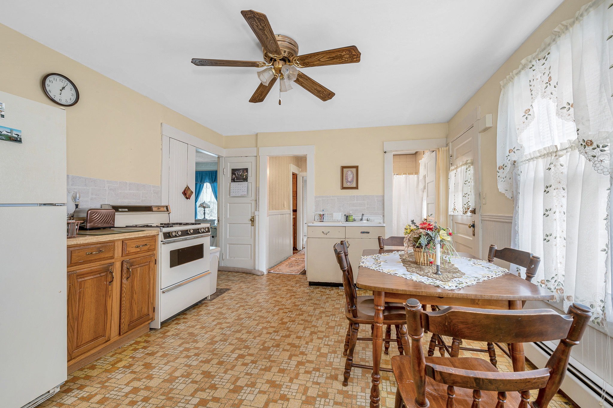 66 Seventh Ave Property Photo 10
