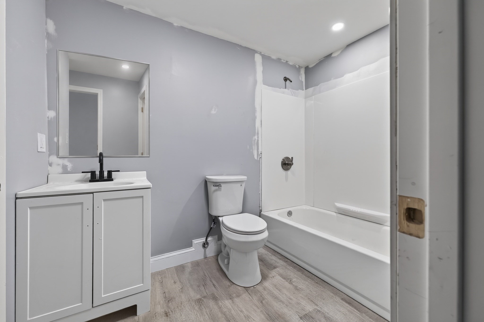 550 South St Property Photo 25