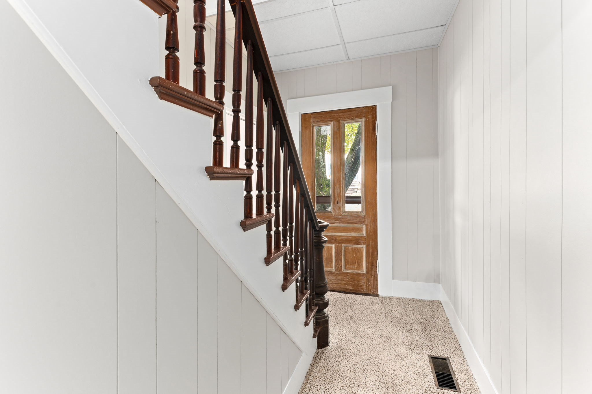 30 Cottage St Property Photo 9