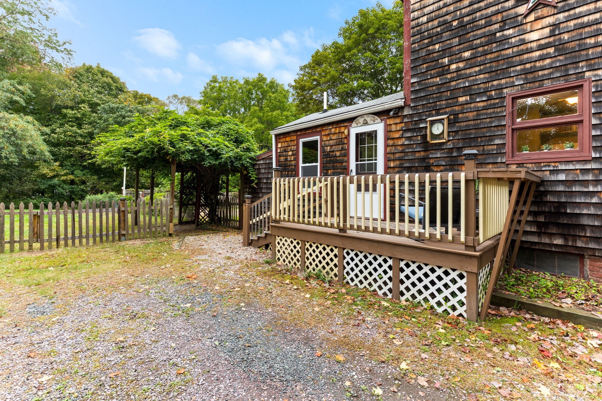 30 Cottage St Property Photo 22