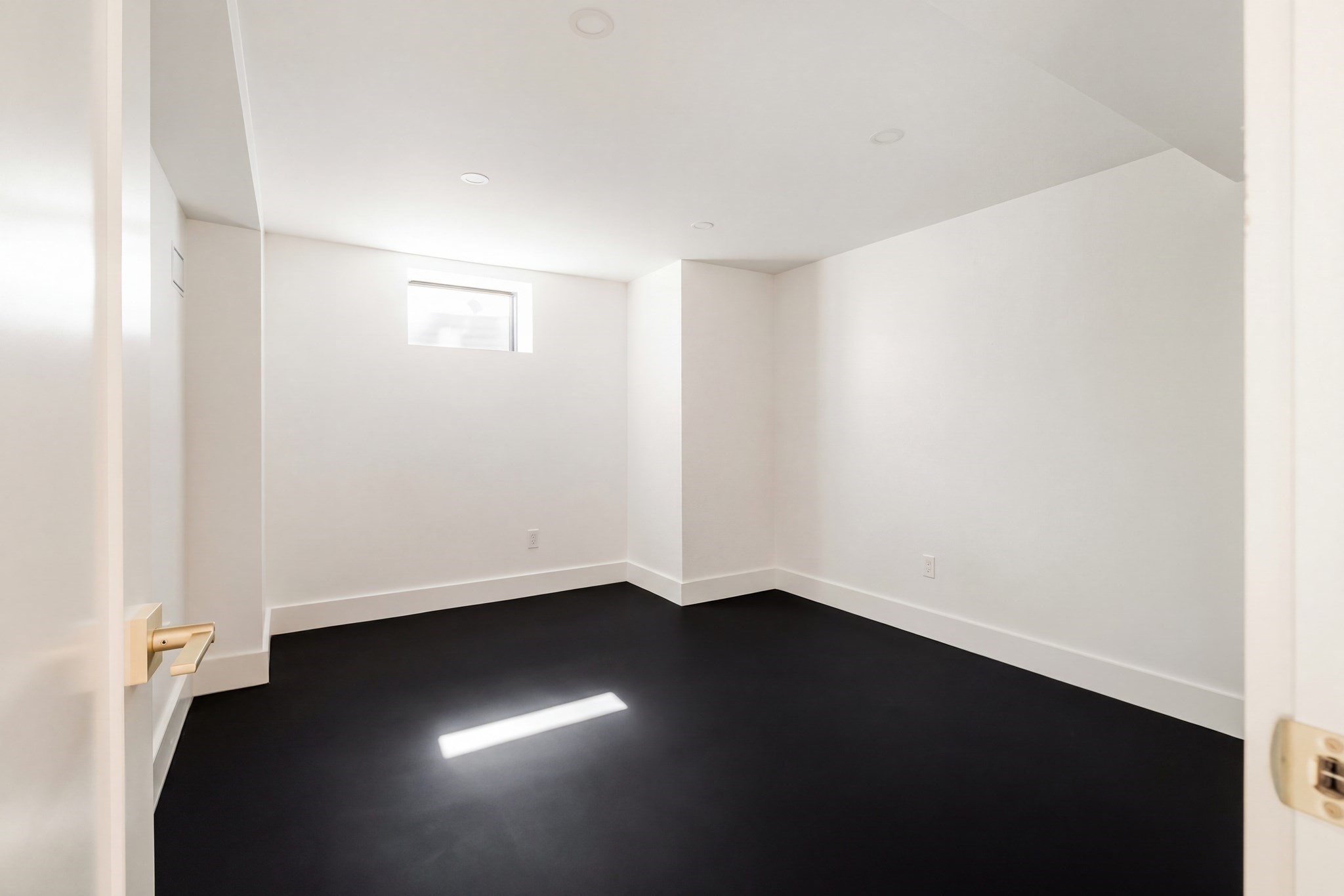 78 Manchester Road Property Photo 37