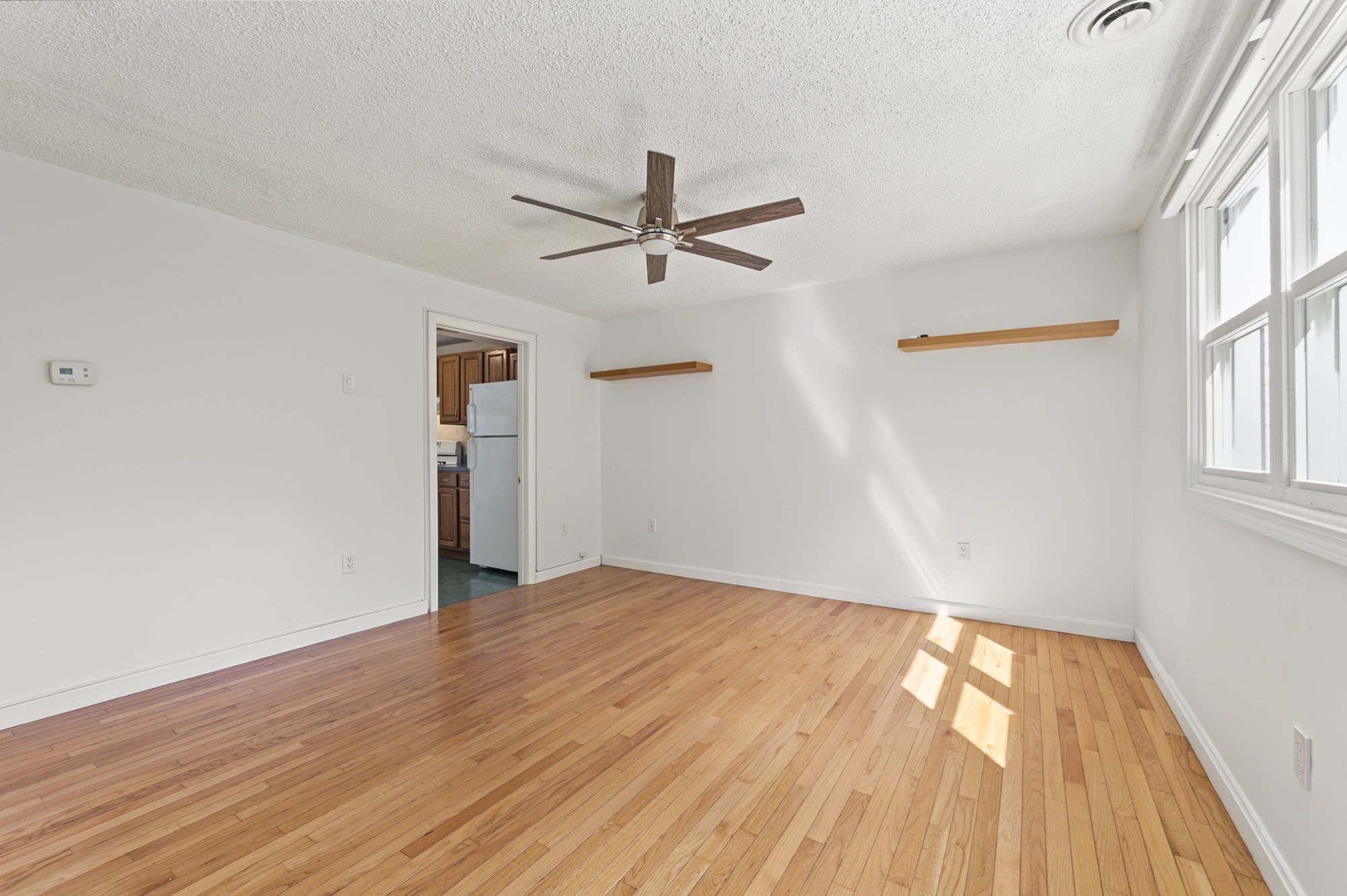 79 Arnold Ave # 79 Property Photo 3