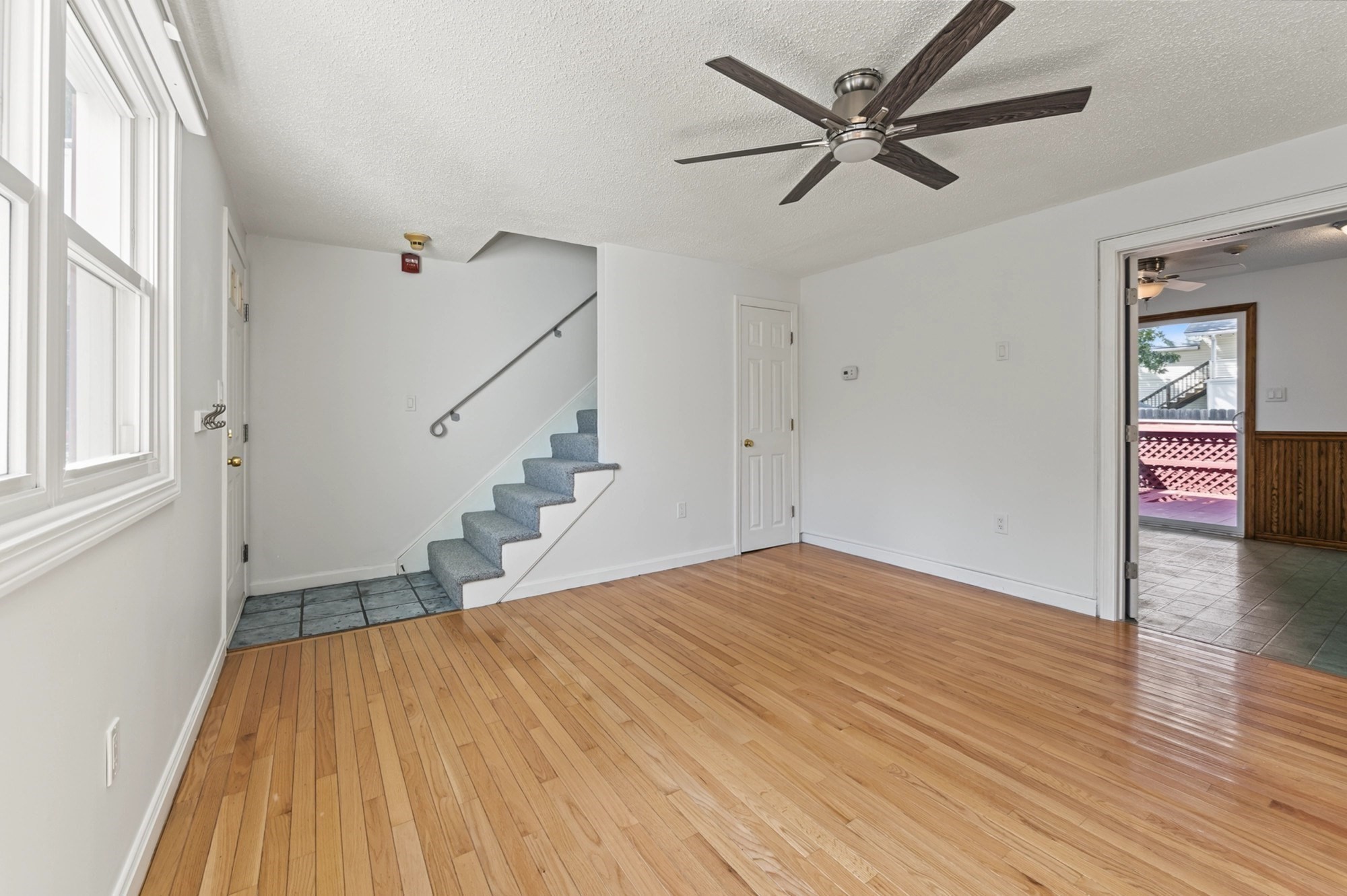 79 Arnold Ave # 79 Property Photo 4