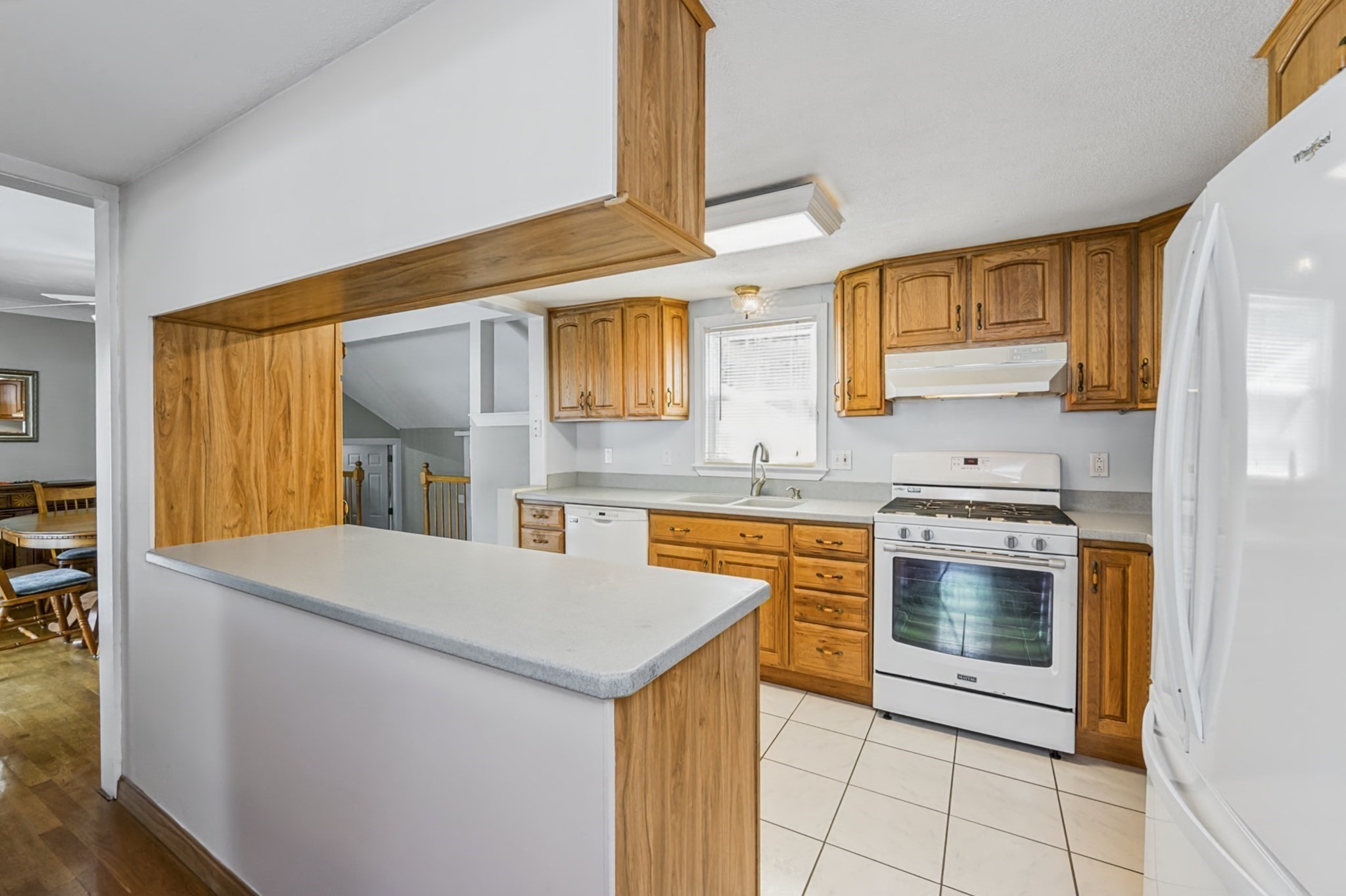 4 Amos St Property Photo 6