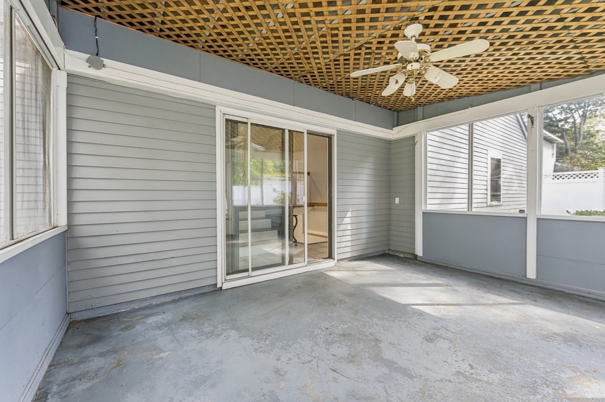 4 Amos St Property Photo 27