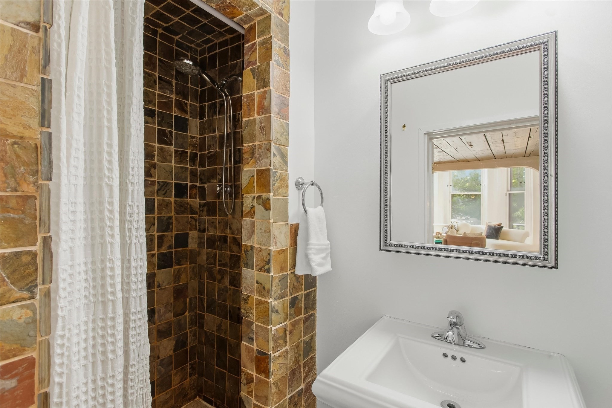 41 Commonwealth Ave # 3 Property Photo 11