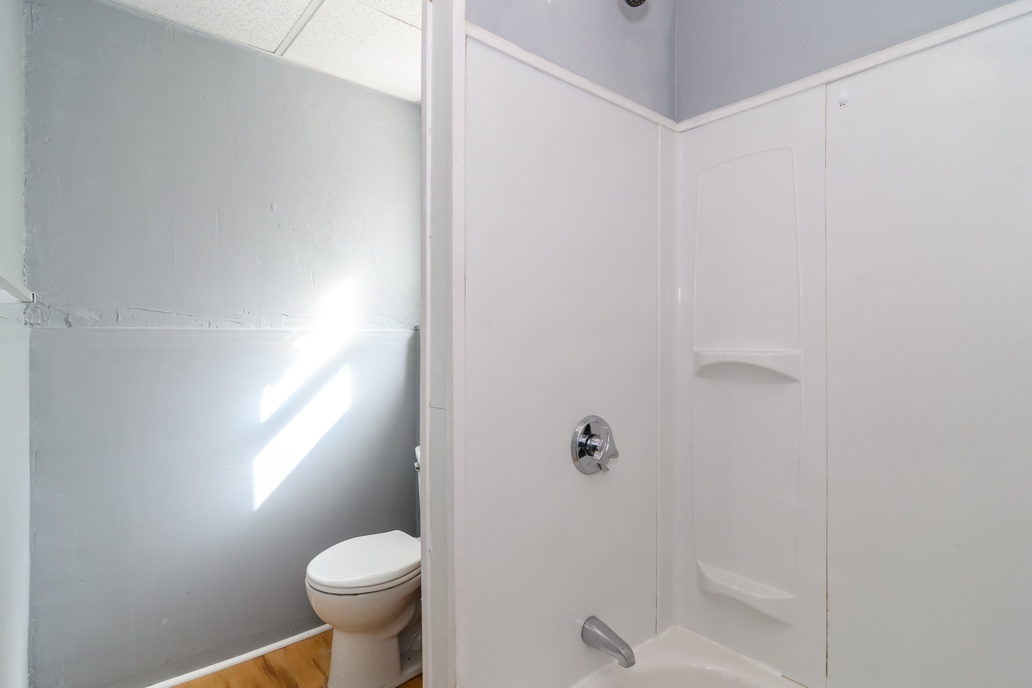 52 & 52.5 Wall St Property Photo 17