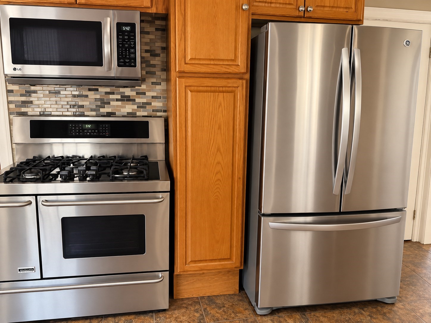 142 Morton St Property Photo 3