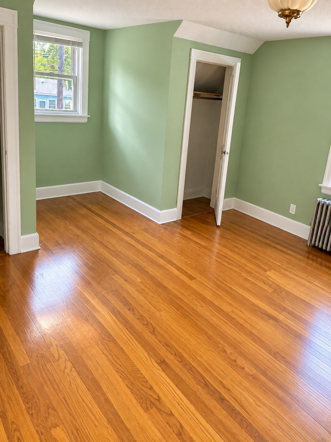 142 Morton St Property Photo 8