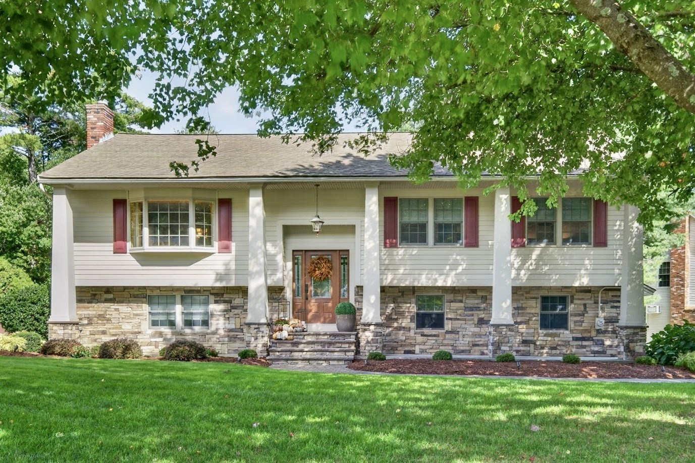 41 Fox Run Property Photo 1