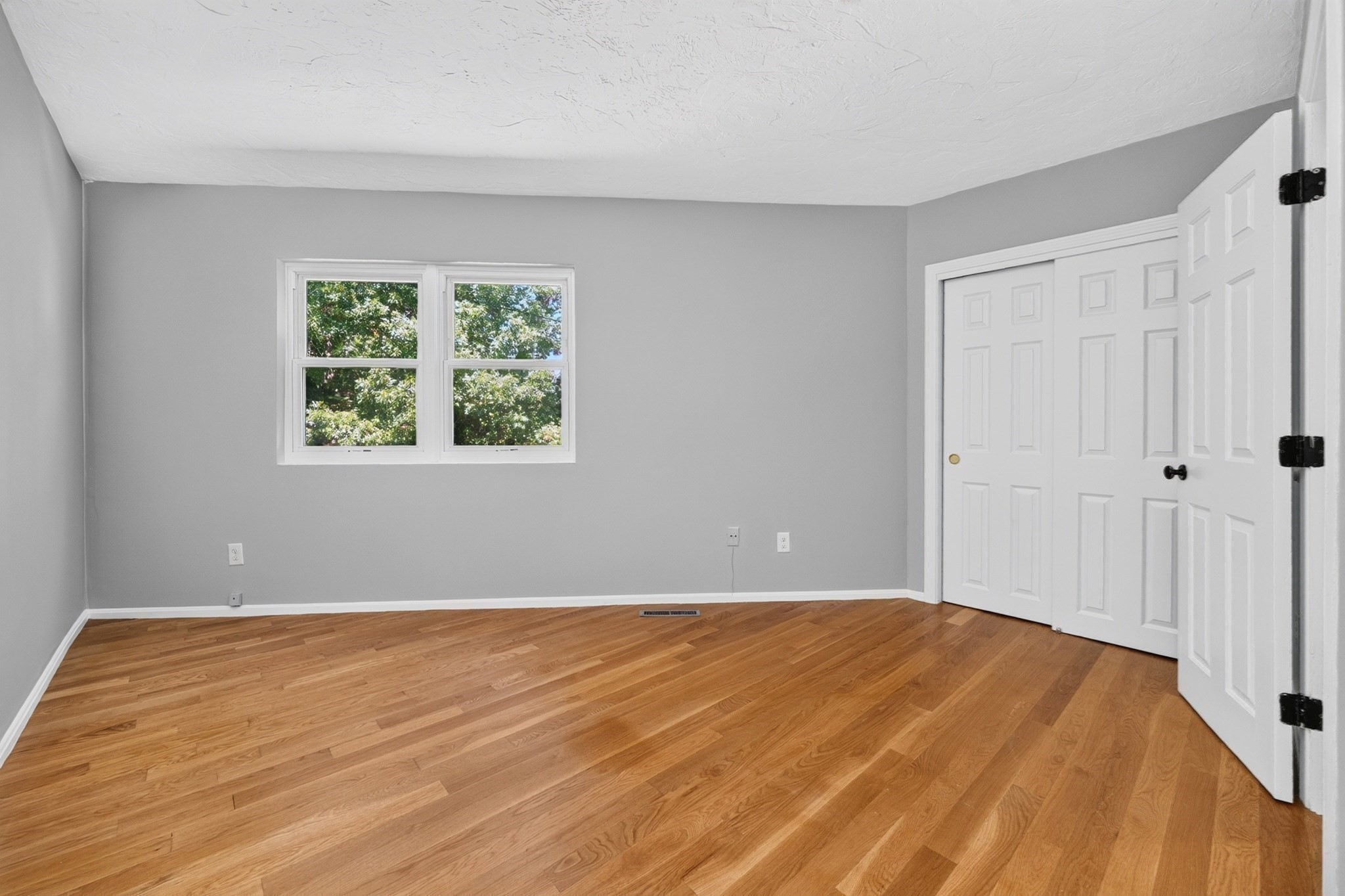 46 Tinson Rd # 9 Property Photo 18