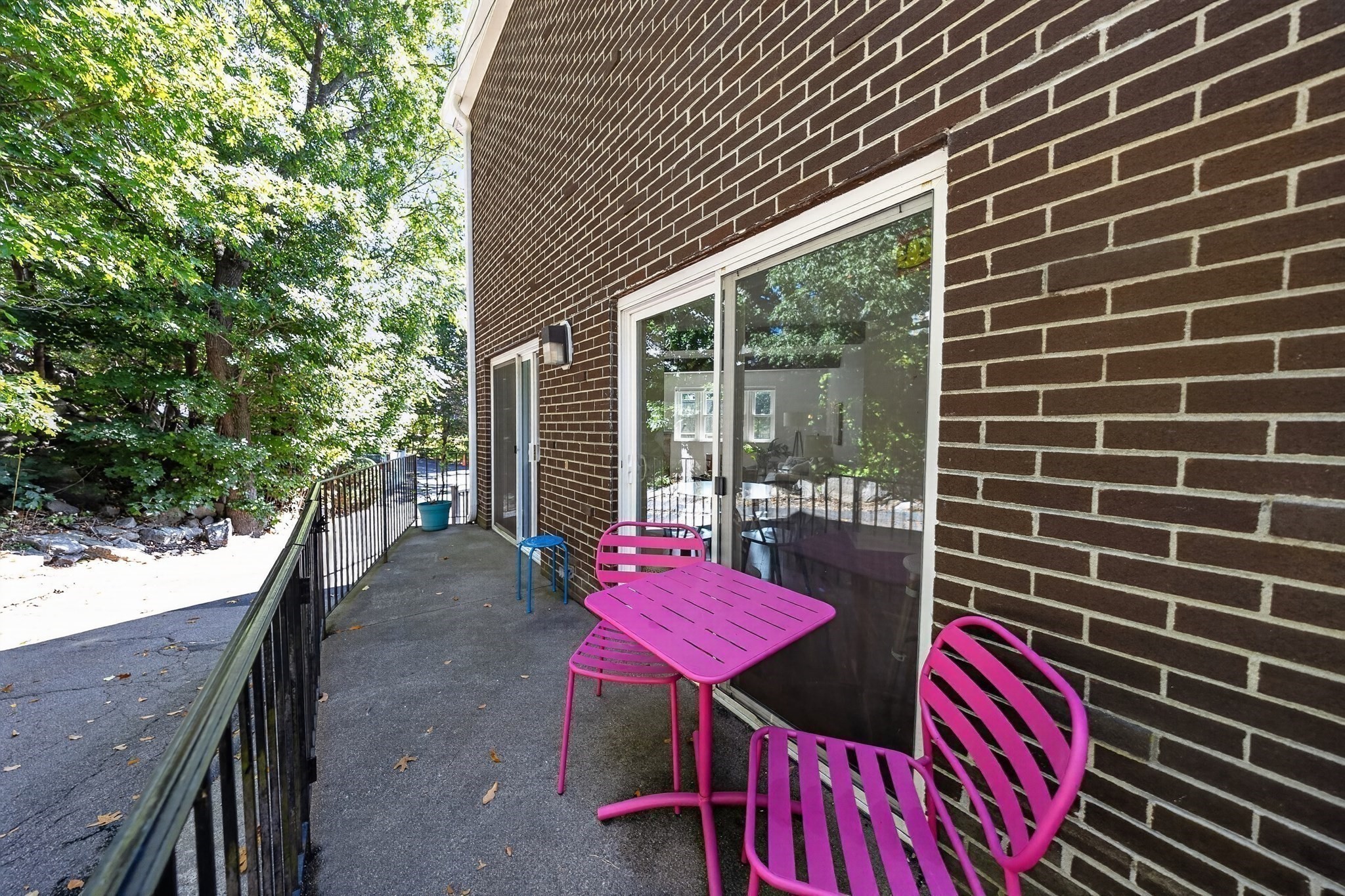46 Tinson Rd # 9 Property Photo 19