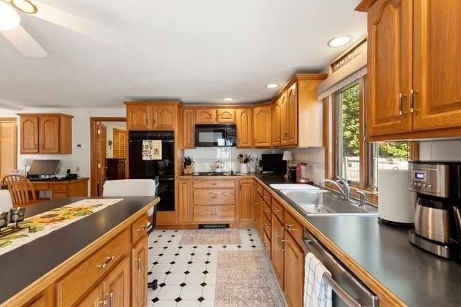 15 Marlboro Rd Property Photo 18