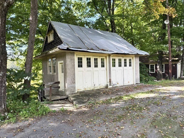 230 North Main Property Photo 36