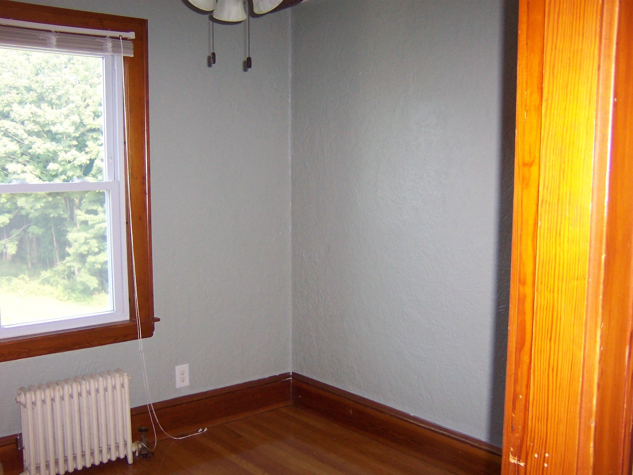 221 Main St # A Property Photo 9