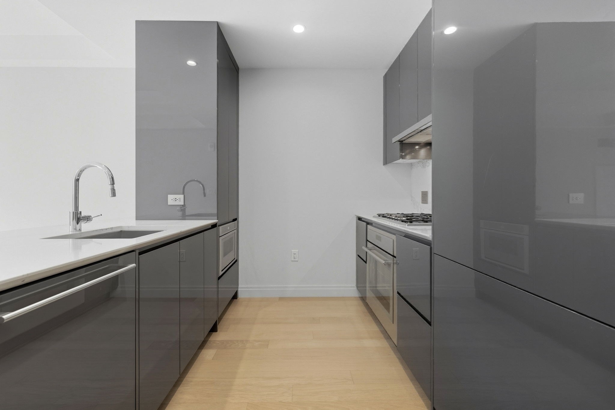 133 Seaport Blvd # 1107 Property Photo 7