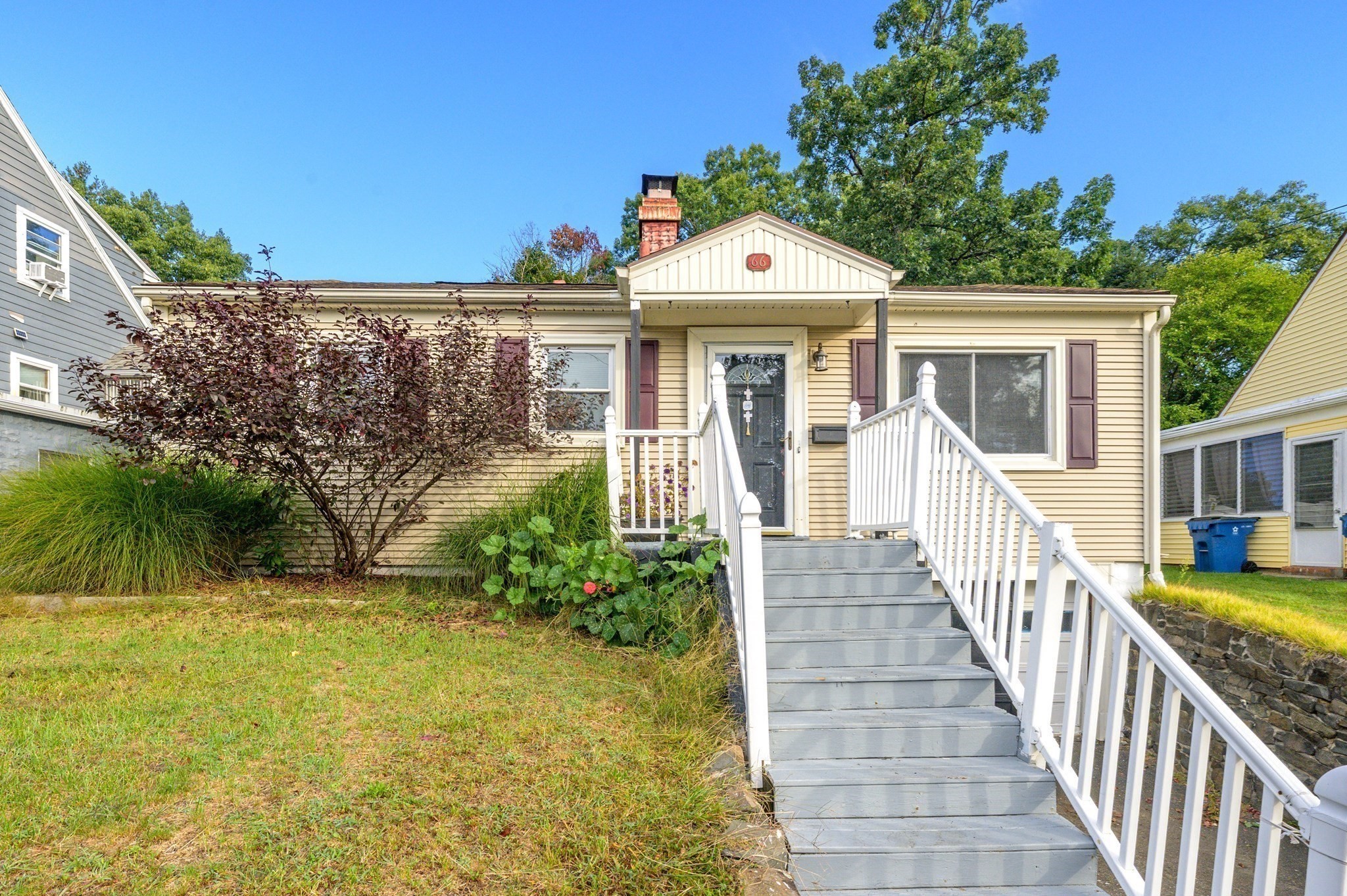 66 Hillside Ave Property Photo 1