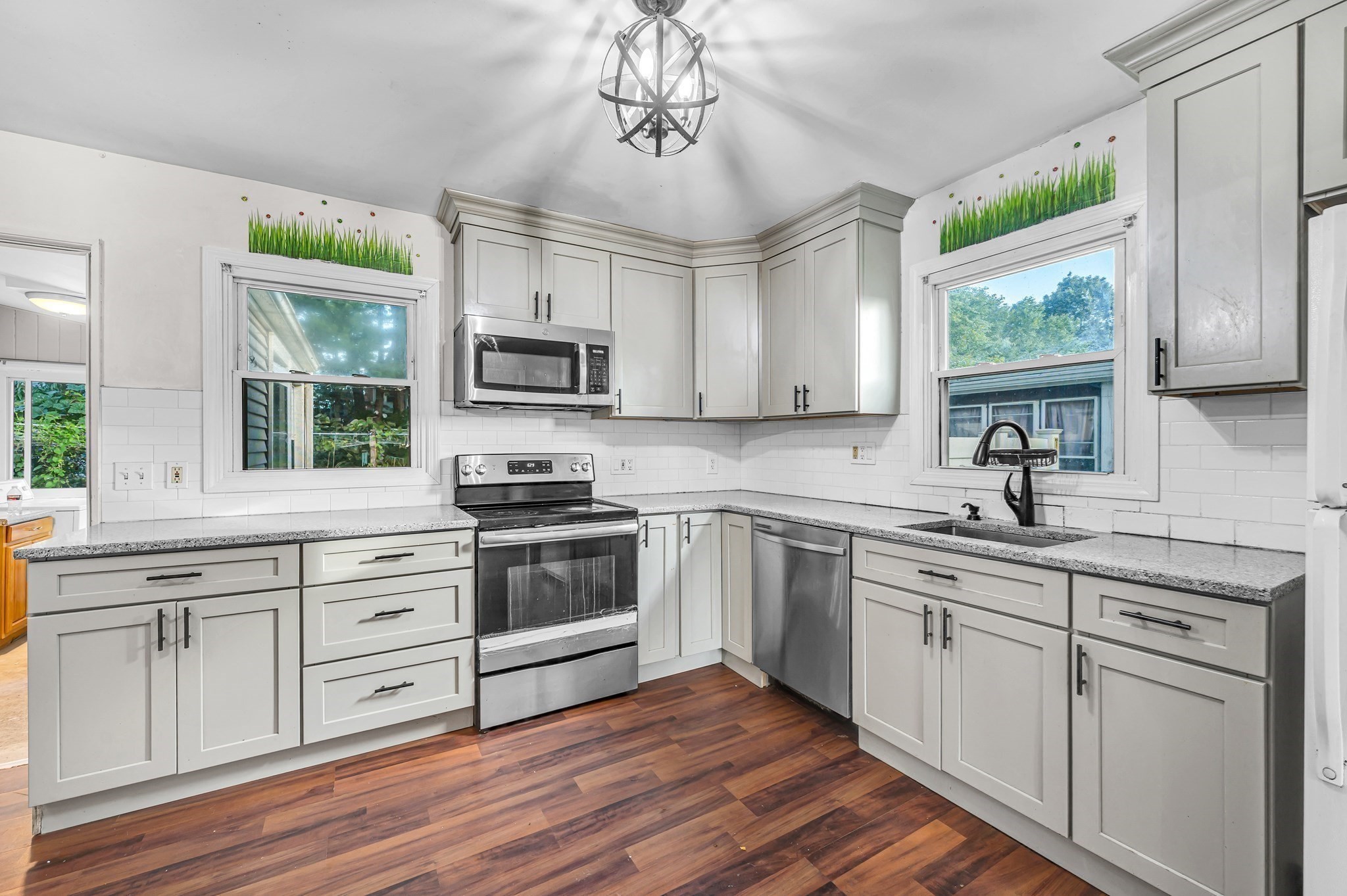 66 Hillside Ave Property Photo 10