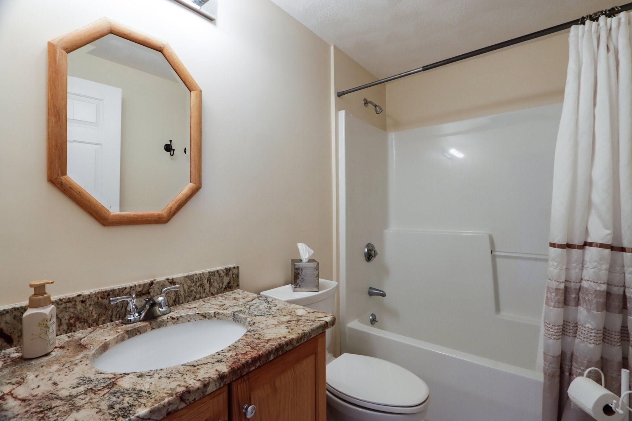 28 Hampden Ave Property Photo 25