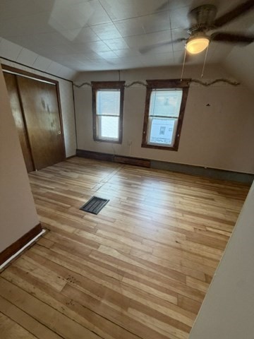 148 Hamlet St Property Photo 13