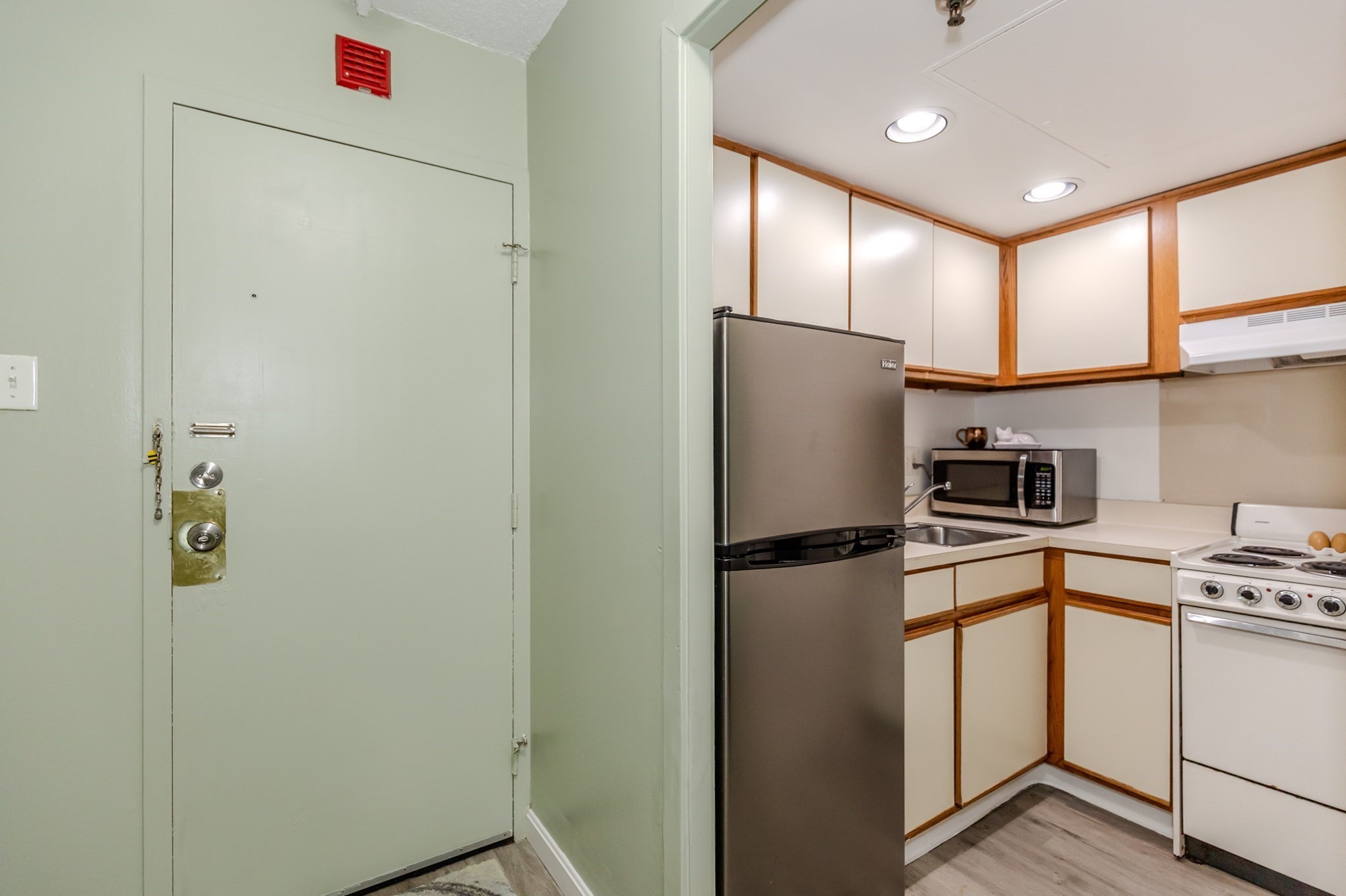 70 Southbridge Street # 705 Property Photo 6