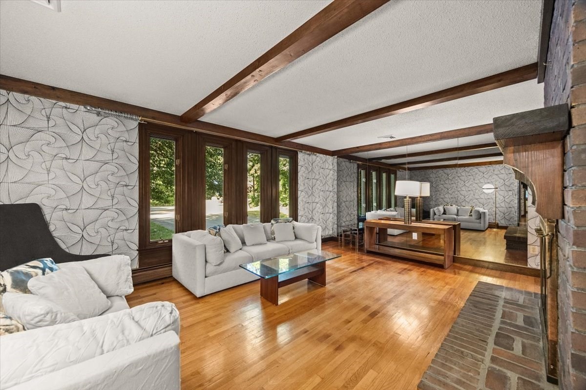 95 Christopher Cr Property Photo 8
