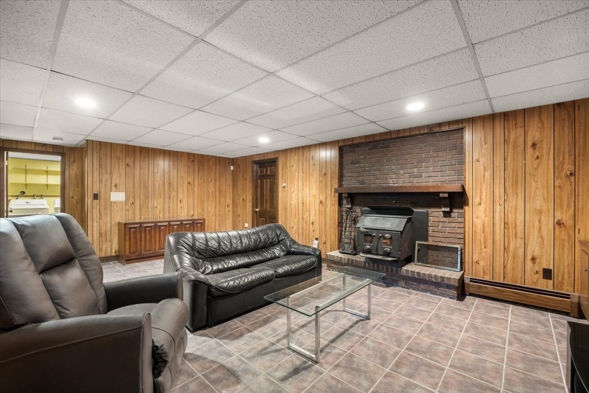 95 Christopher Cr Property Photo 22