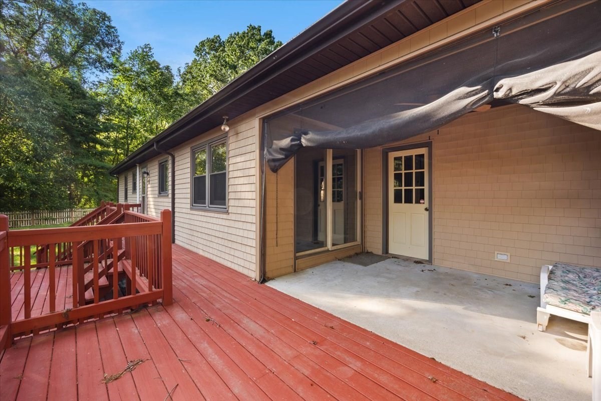 95 Christopher Cr Property Photo 31