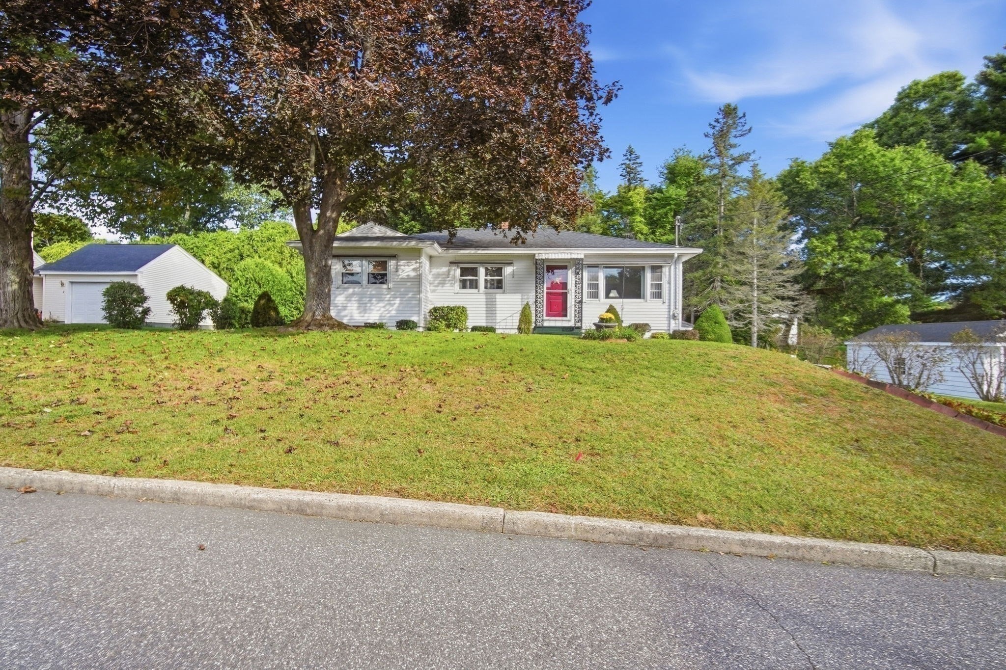 6 Sasur St Property Photo 2