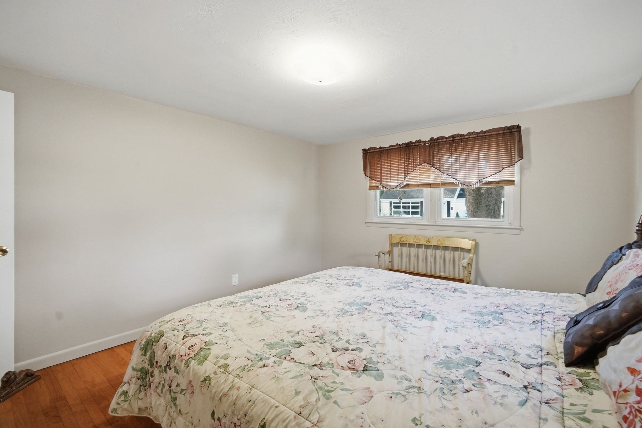 6 Sasur St Property Photo 16