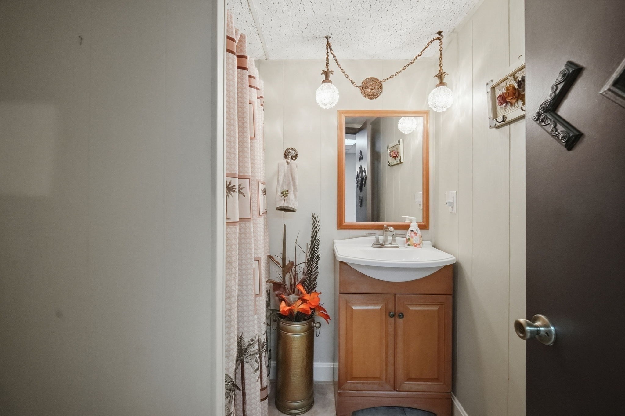 6 Sasur St Property Photo 29