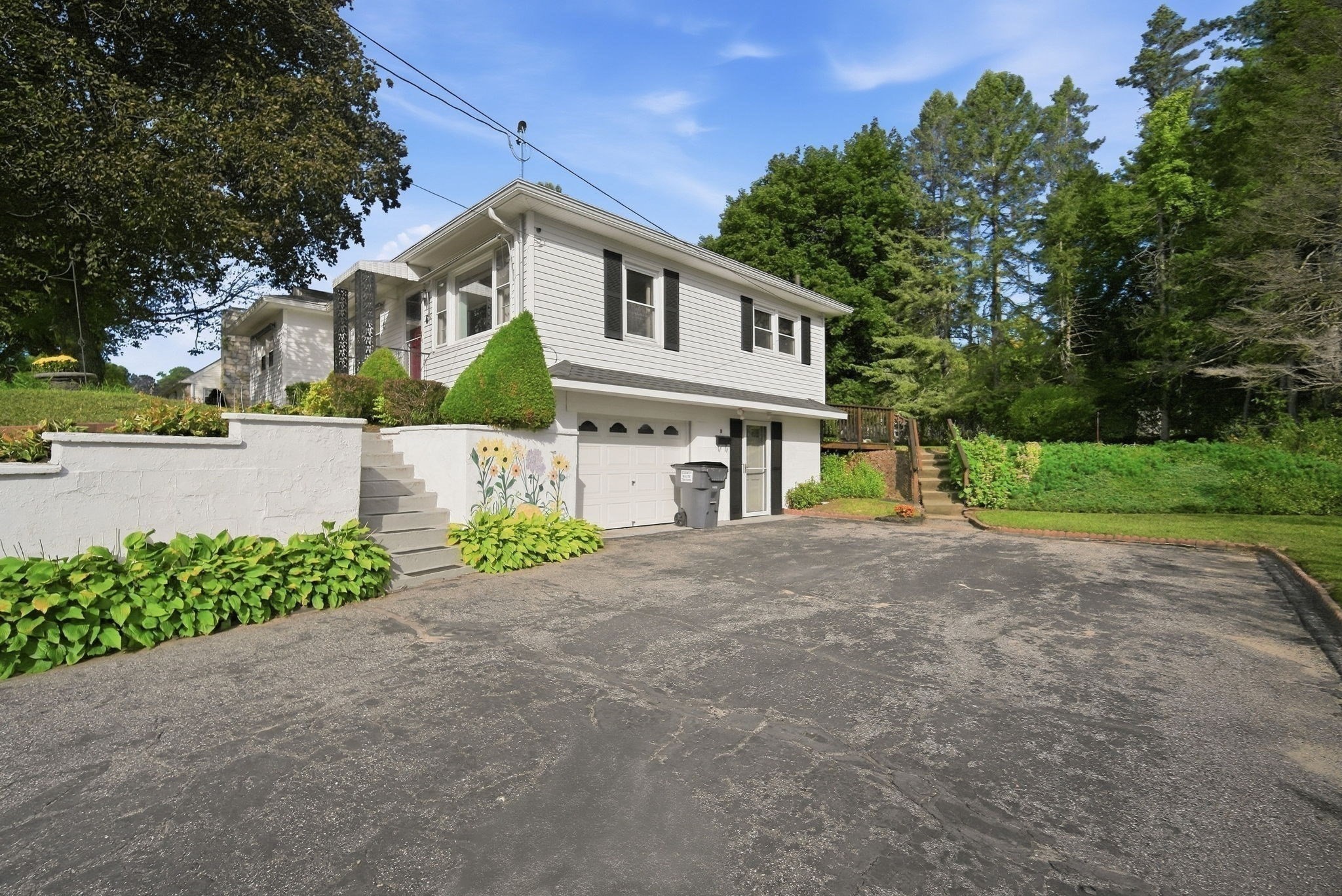 6 Sasur St Property Photo 33