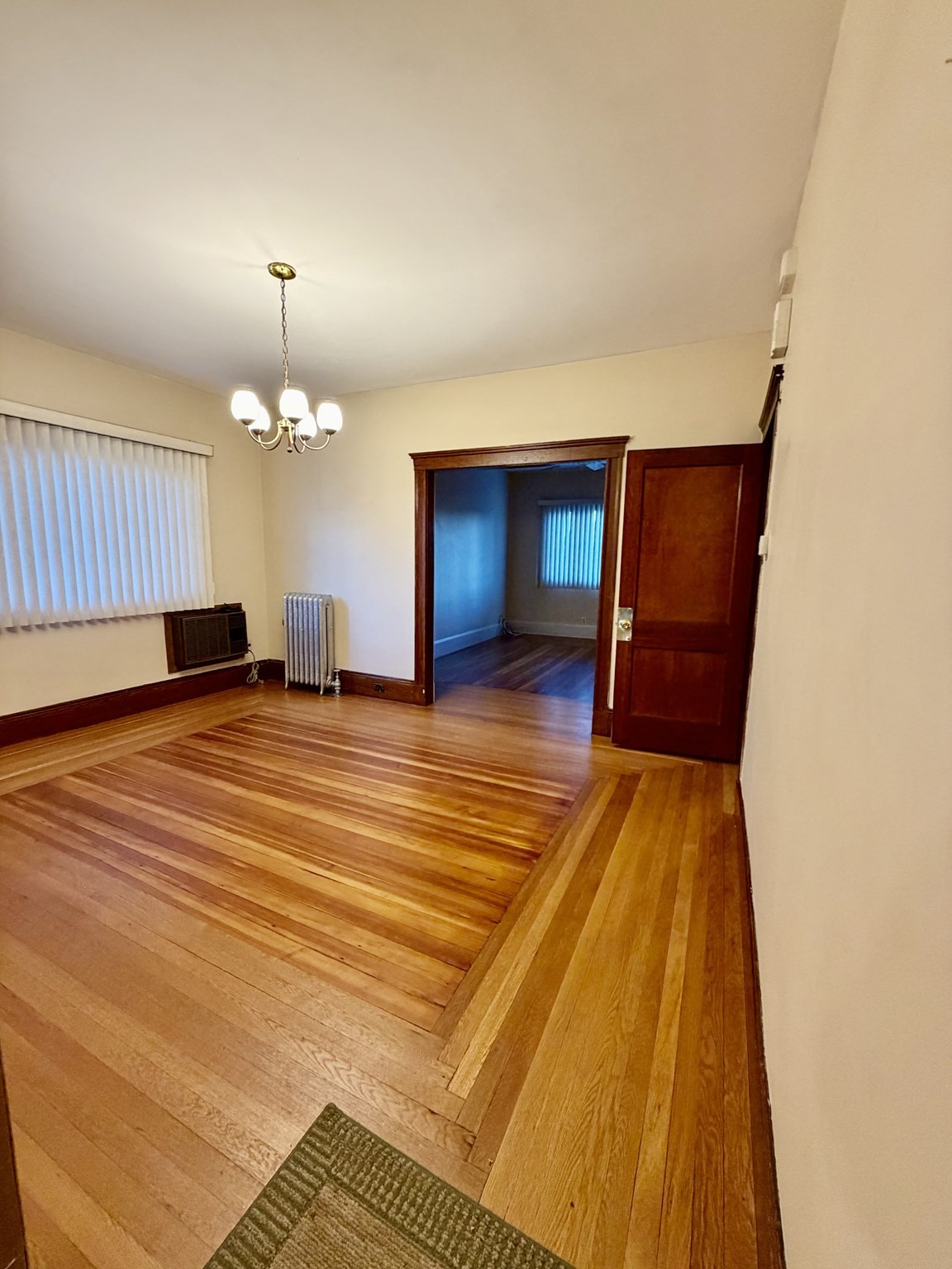 168 Middlesex Avenue # 1 Property Photo 8