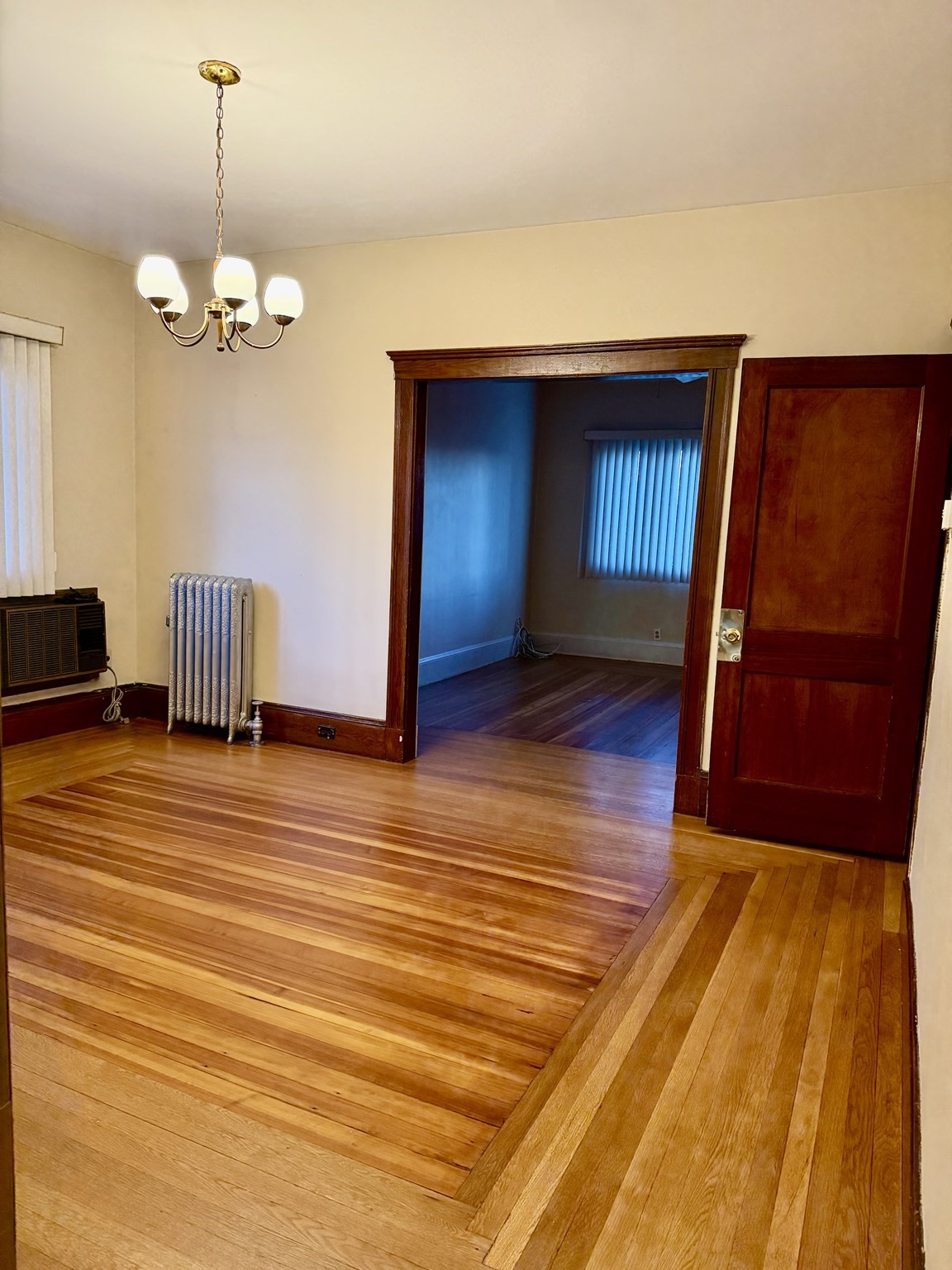 168 Middlesex Avenue # 1 Property Photo 9