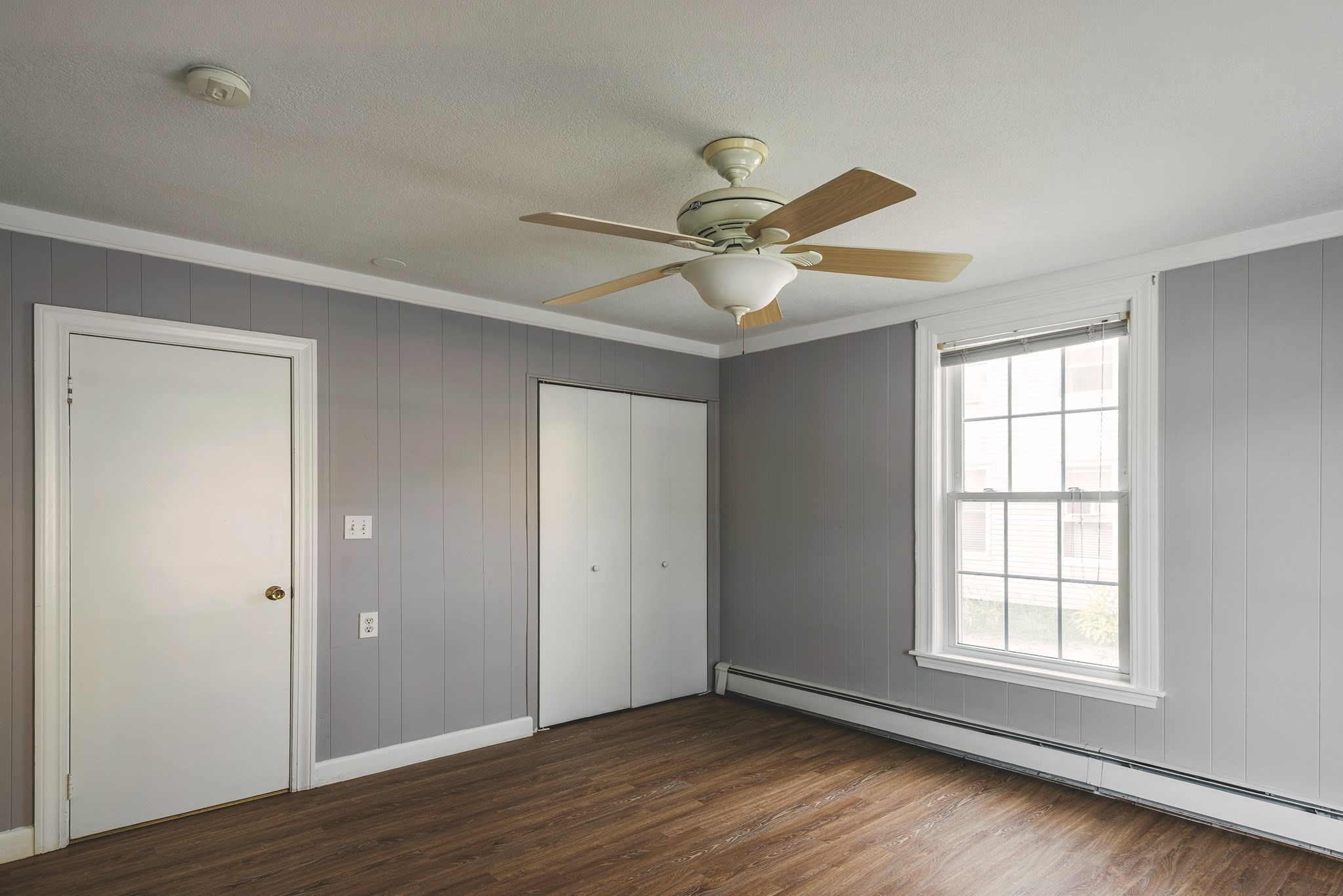 444 Main St # A Property Photo 7