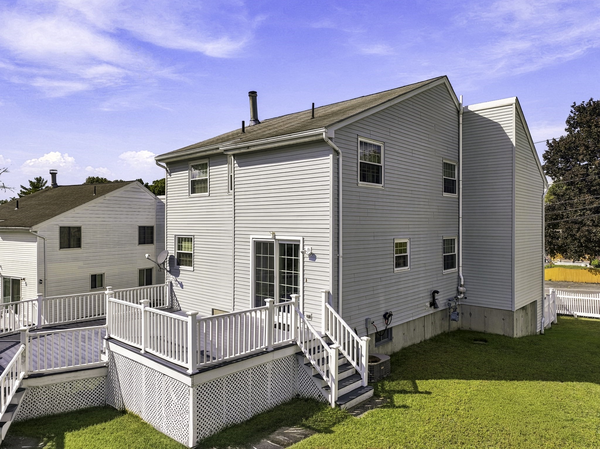 102 Sunderland Rd Property Photo 33