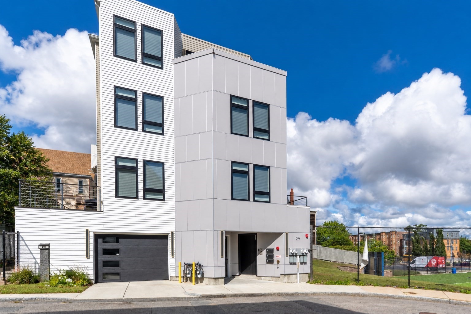 29 Woodford St # 3 Property Photo 1