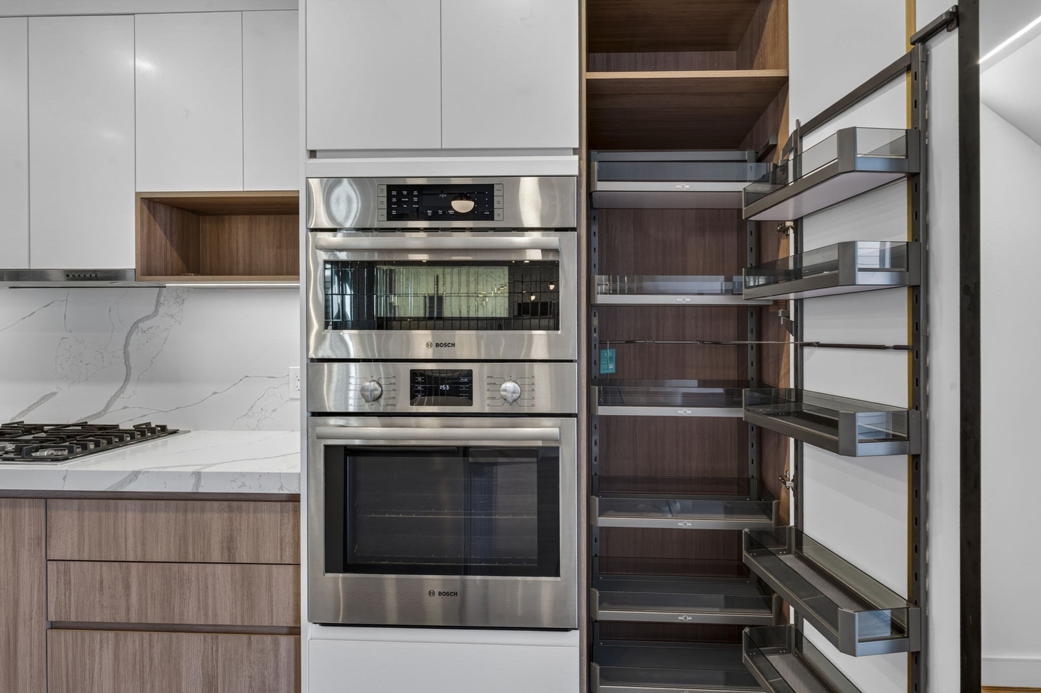 29 Woodford St # 3 Property Photo 17
