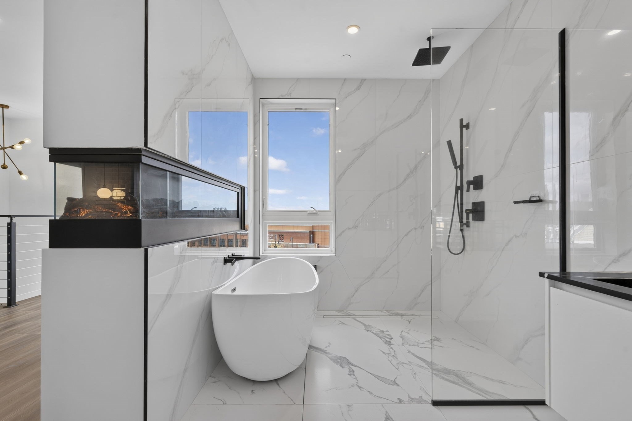 29 Woodford St # 3 Property Photo 20