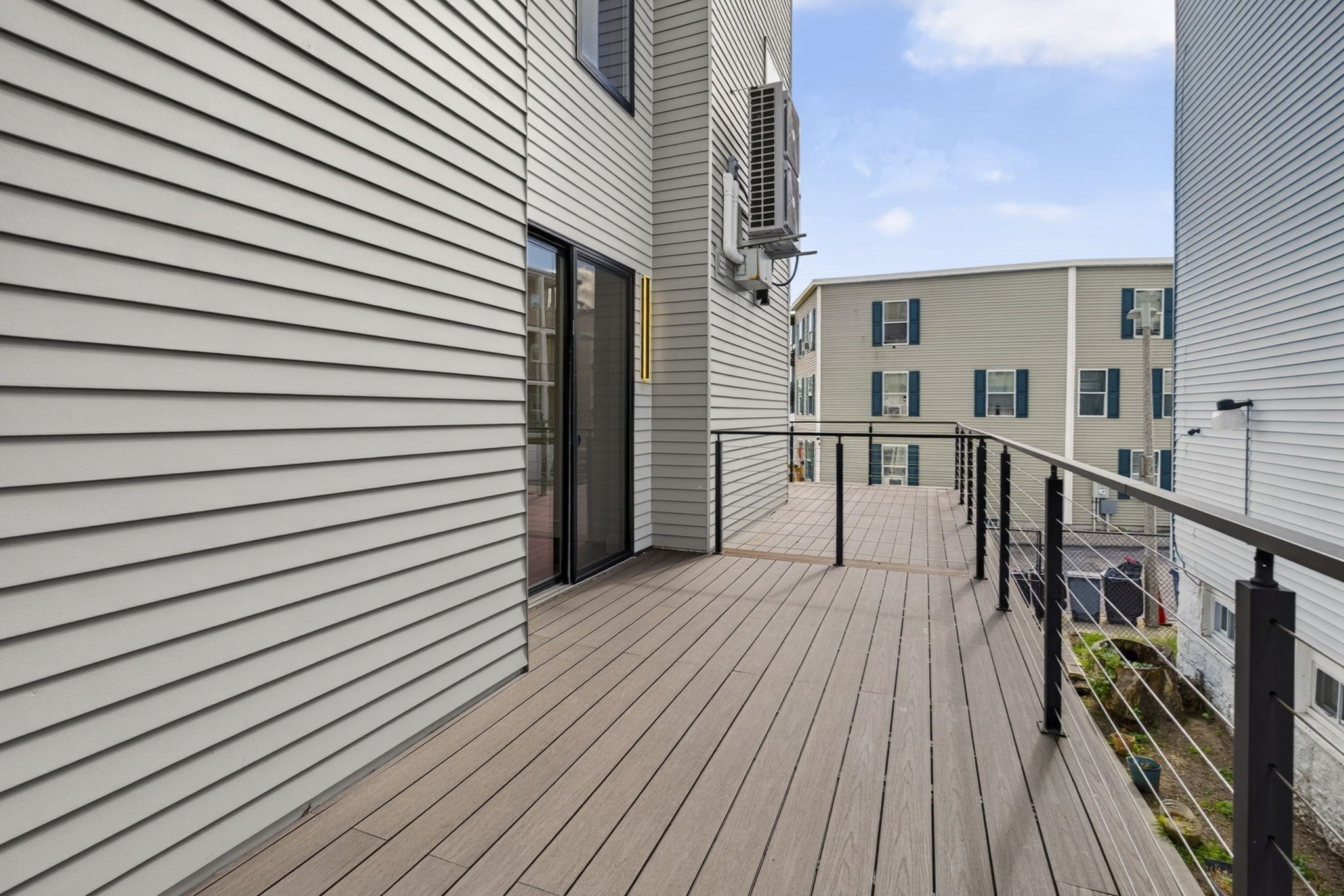 29 Woodford St # 3 Property Photo 38
