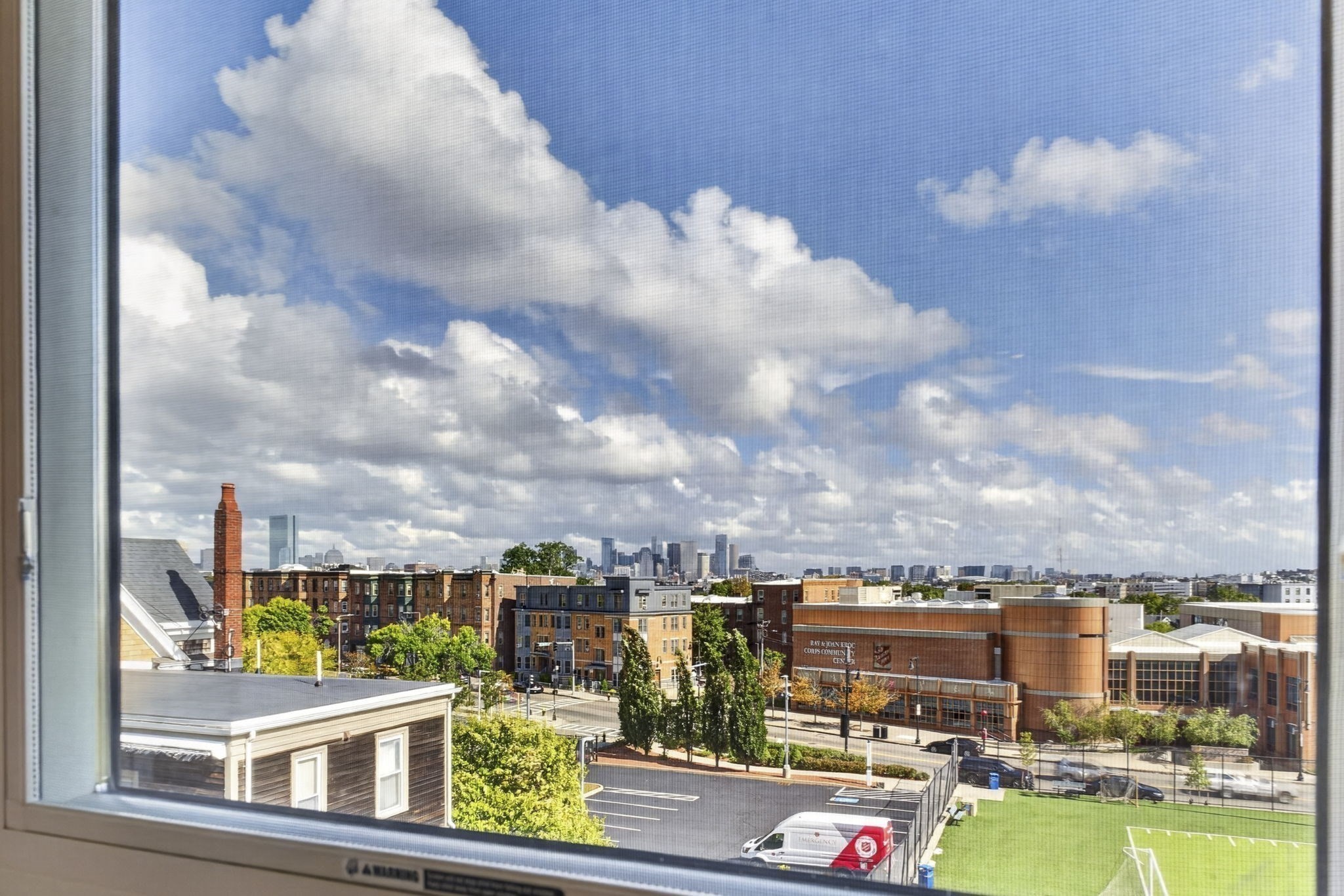 29 Woodford St # 3 Property Photo 39