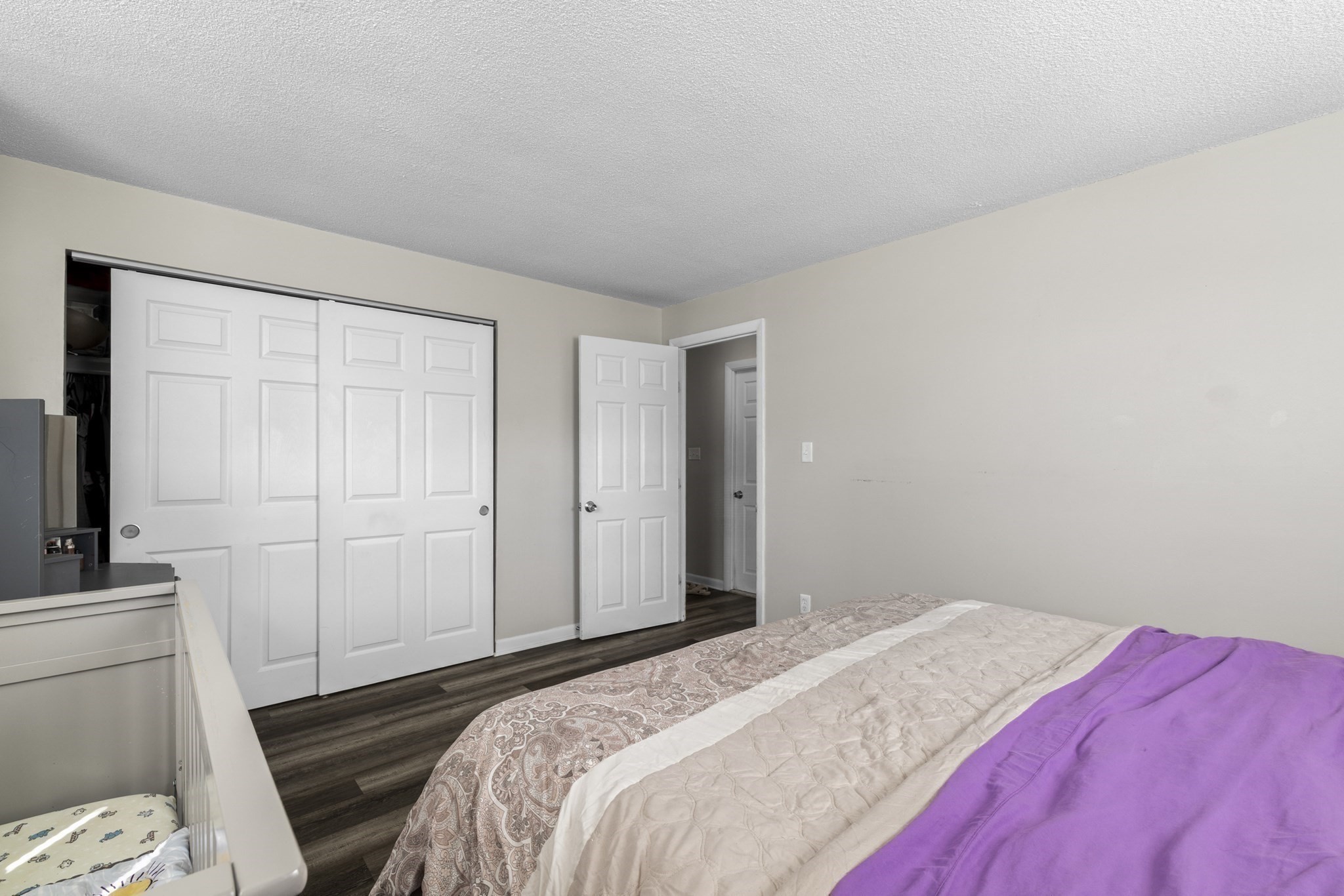 103 Oak Ln # 4 Property Photo 13