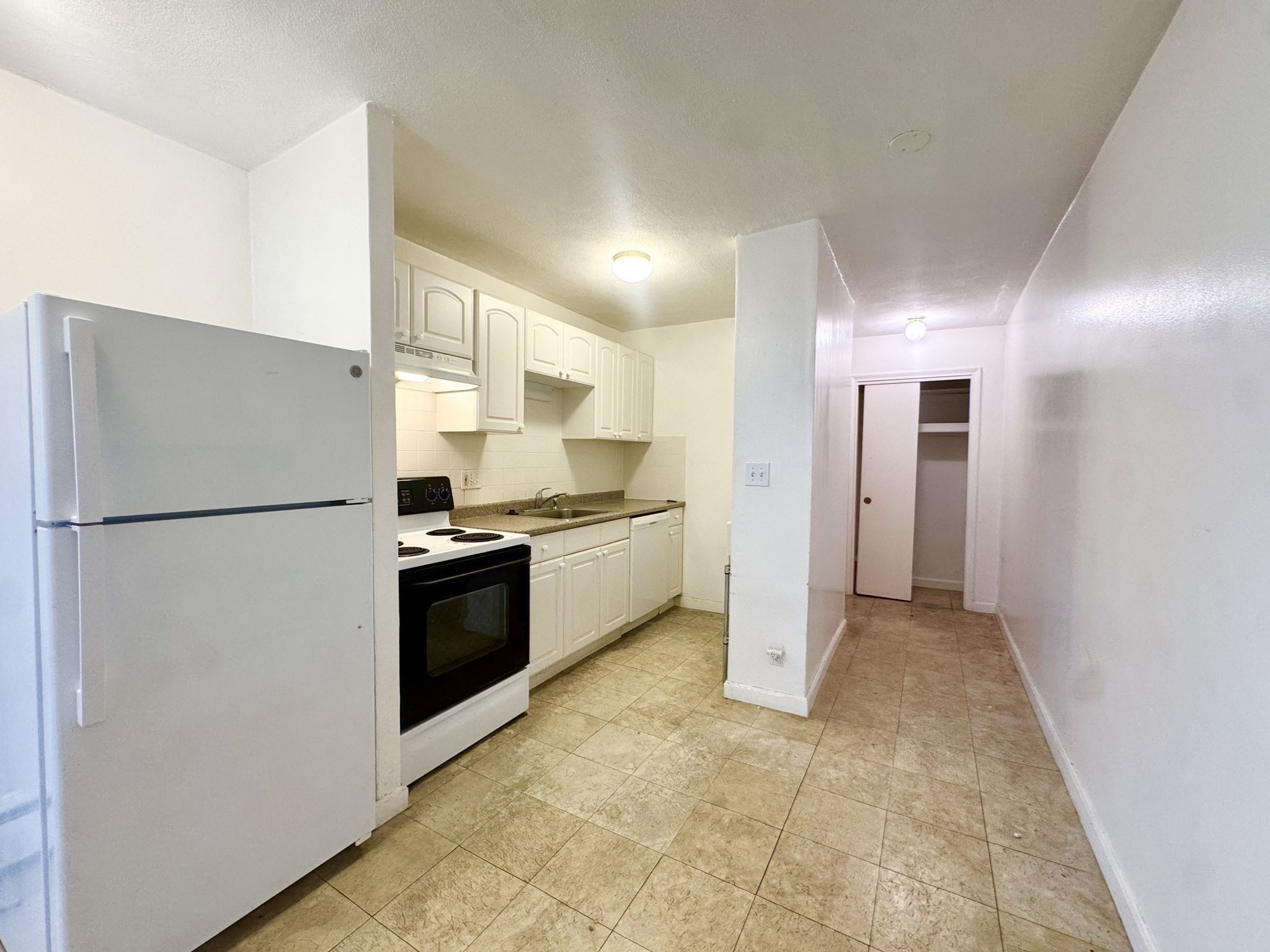 123 Sewall Ave # 3f Property Photo 1