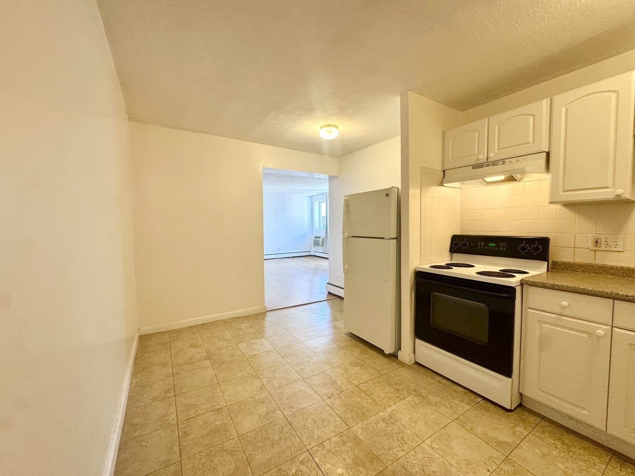 123 Sewall Ave # 3f Property Photo 3