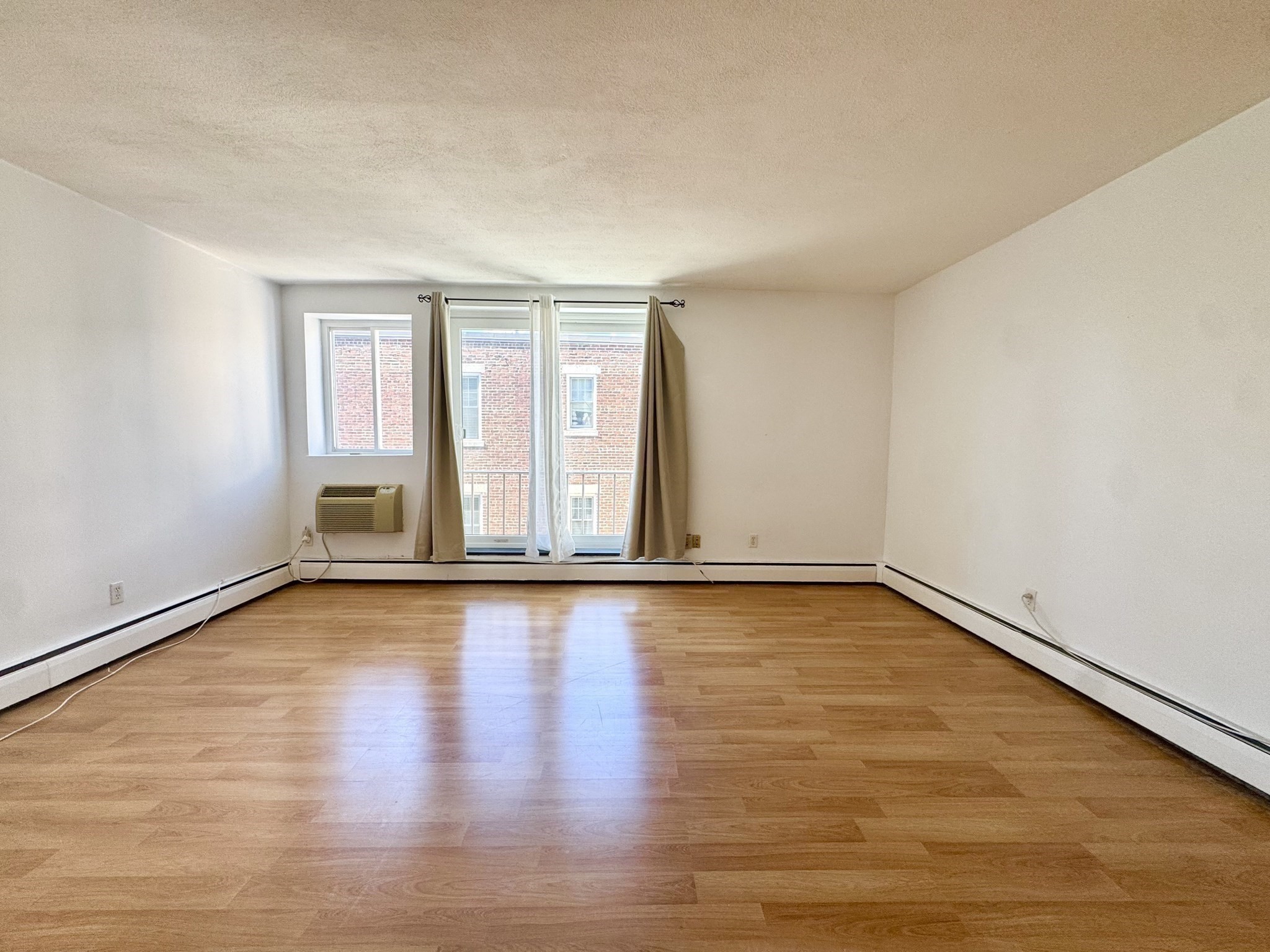 123 Sewall Ave # 3f Property Photo 4