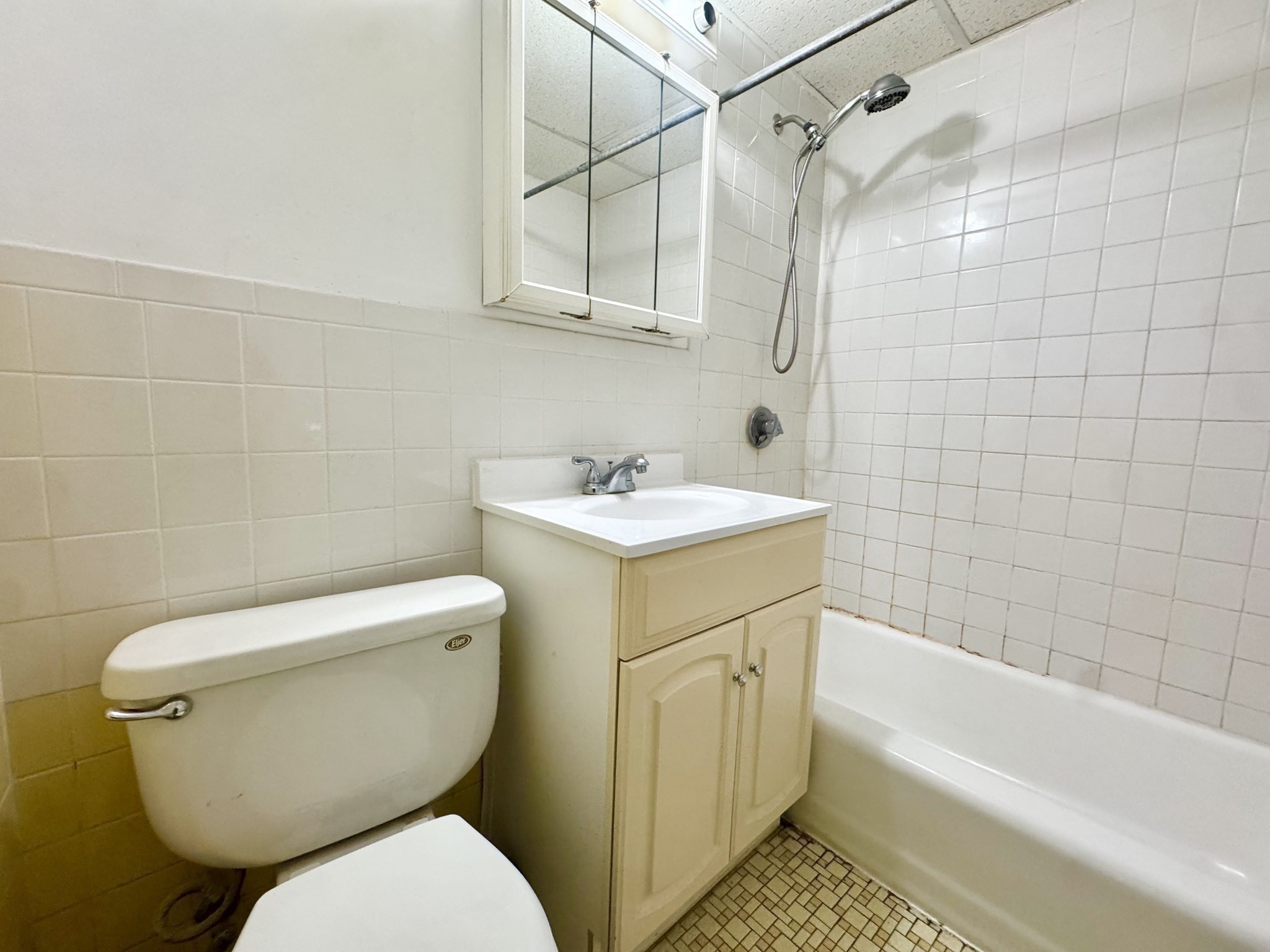 123 Sewall Ave # 3f Property Photo 9